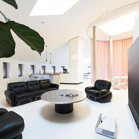 Water Tower Penthouse アパート *