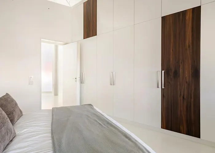 Water Tower Penthouse برلين